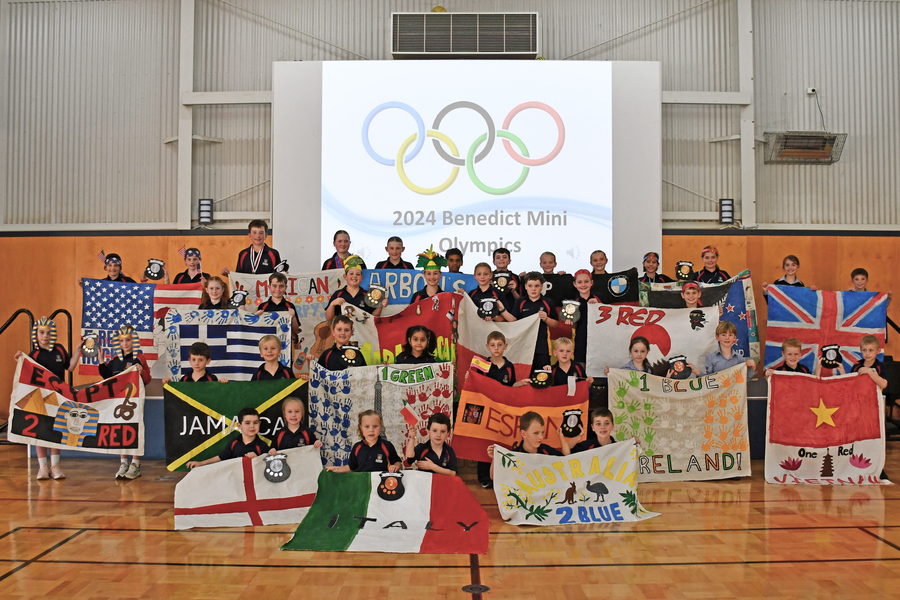 OLYPICS > SRC Representatives with their class flags.