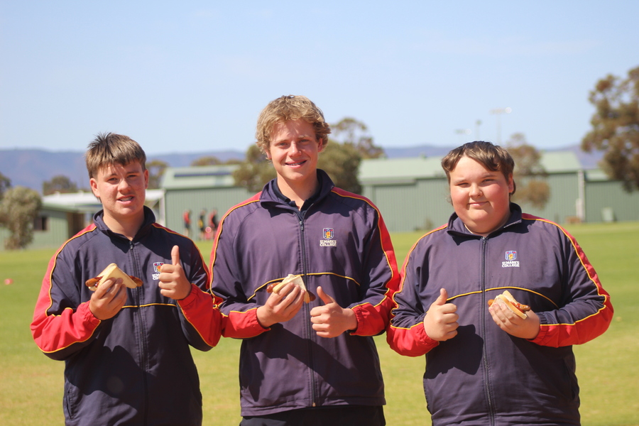 R U OK? sausage sizzle gets the thumbs-up.