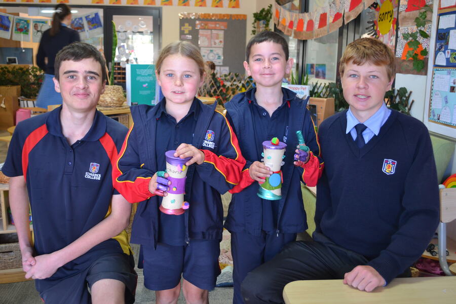 ENGLISH > Year 10 students explored different cultural perspectives through a craft project with Year 2 students.