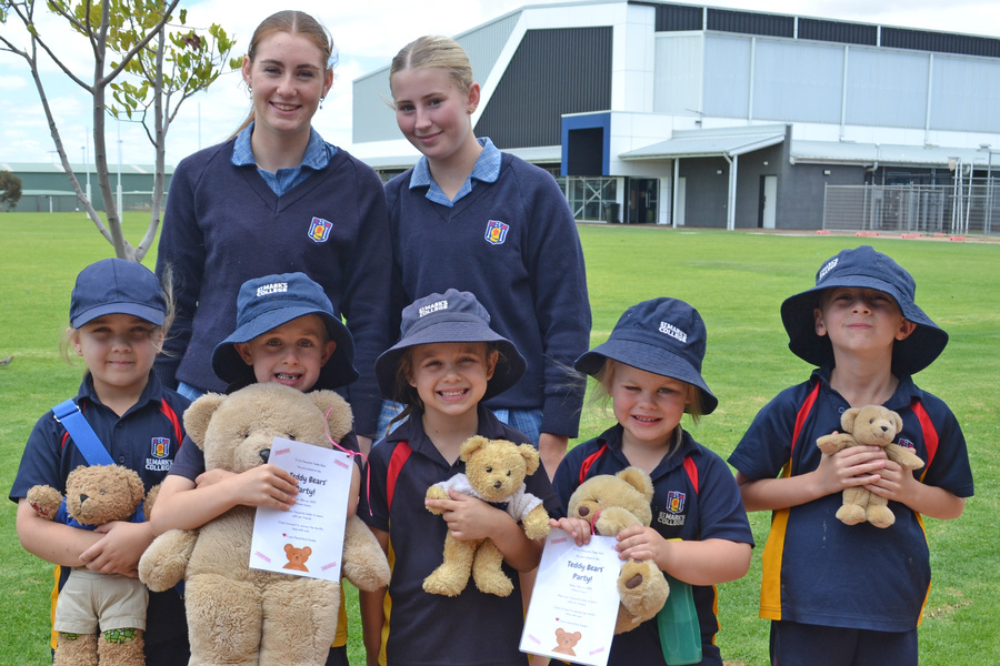 CHILD STUDIES > Reception students were lucky enough to enjoy a class party planned and managed by our Year 11 Child Studies students. Each group had a particular theme and included arts and crafts, games, and food.